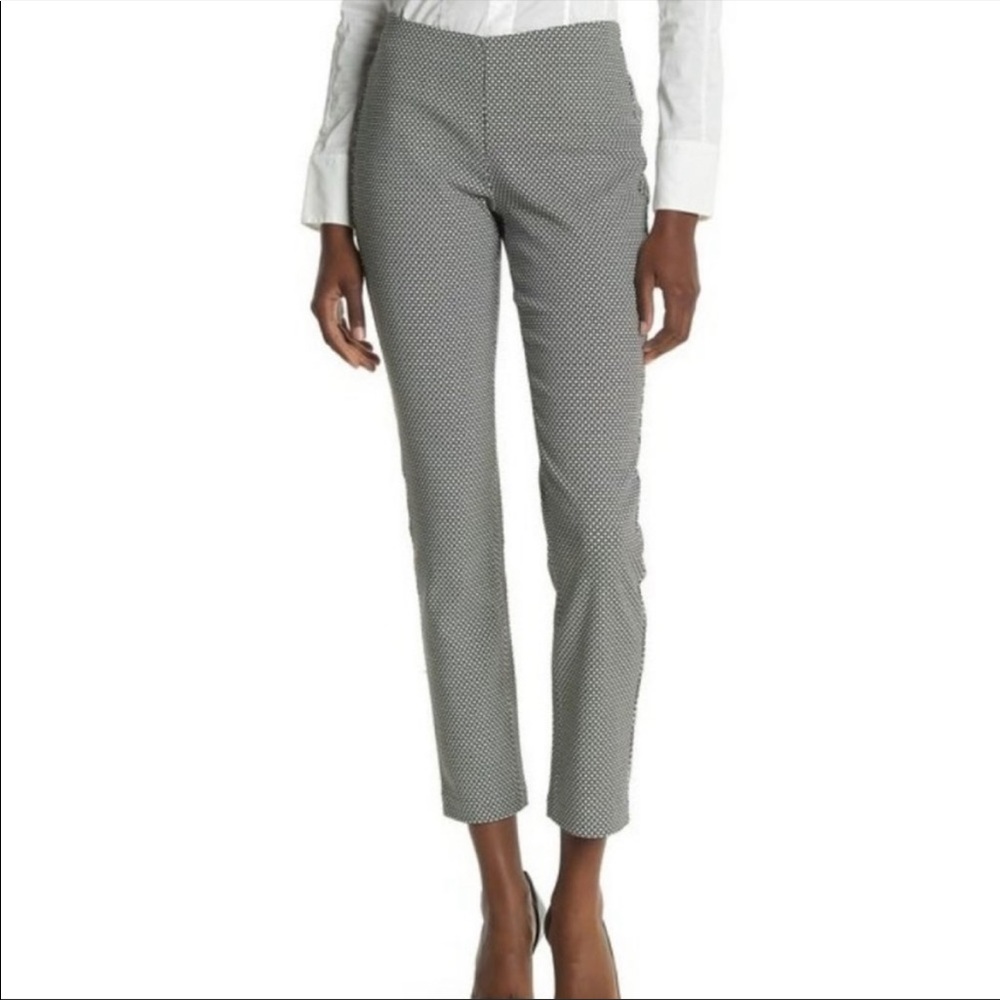 NWT Adrianna Papell Jacquard stretch pull
on Pants Size 6